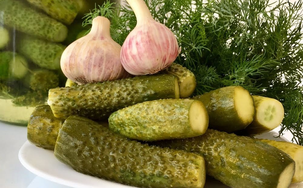 готовые малосольные огурчики