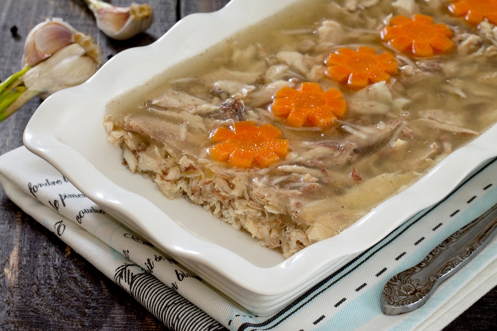 как украсить холодец