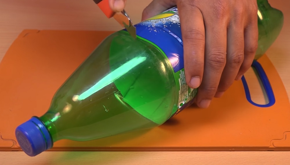 обрезать бутылку для кондиционера