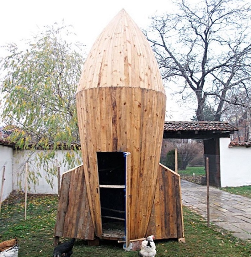 курятник-ракета