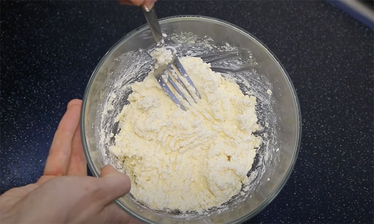 сырники тесто смешать вилкой