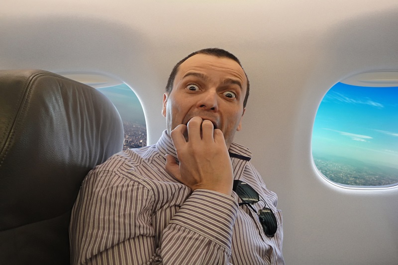 шум в самолете