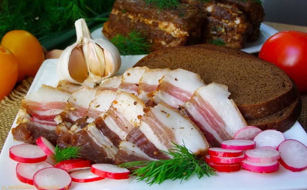 закуска из сала