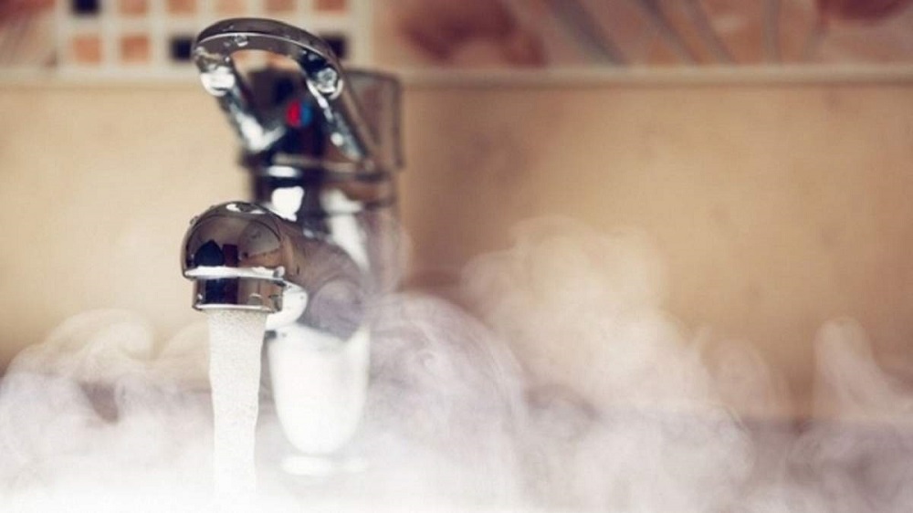 горячая ванна от судорог