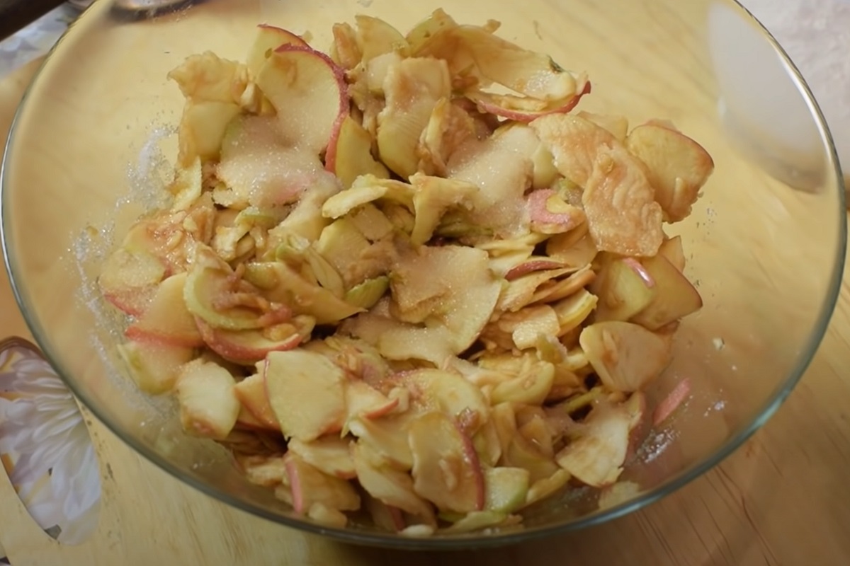 рецепт тертого пирога с яблоками