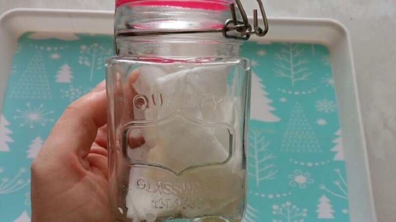 убрать дом с помощью уксуса и водки