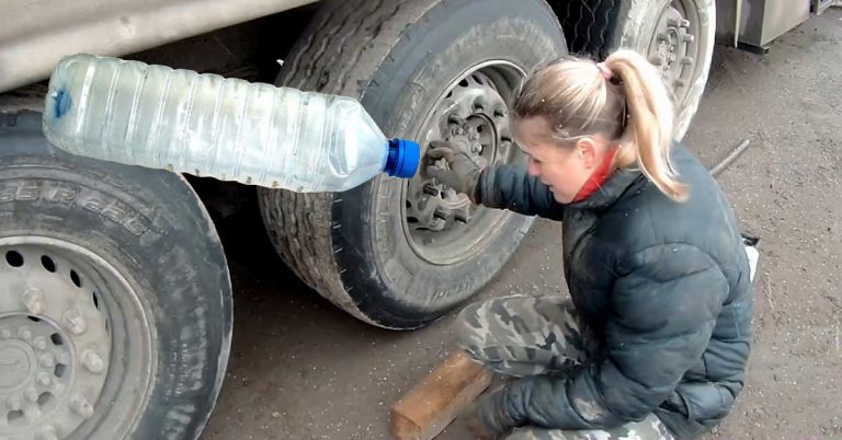 Очистить матрас от разводов