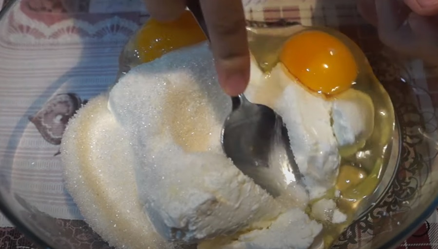 запеканка творожная яйца с сахаром